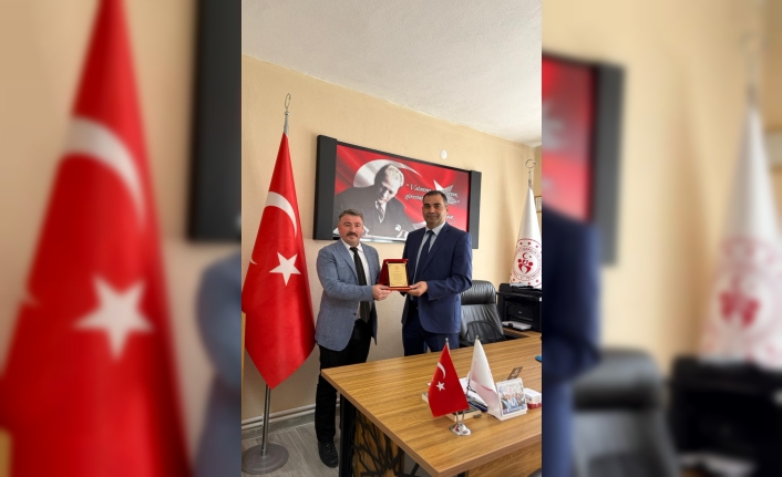 Başçiftlik’te Kültür ve Sanata Vefa: Halil İbrahim Sezer’e Anlamlı Ödül